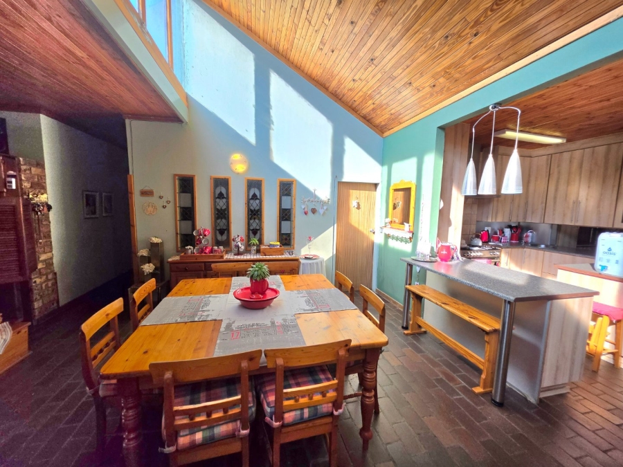 5 Bedroom Property for Sale in Panorama Free State